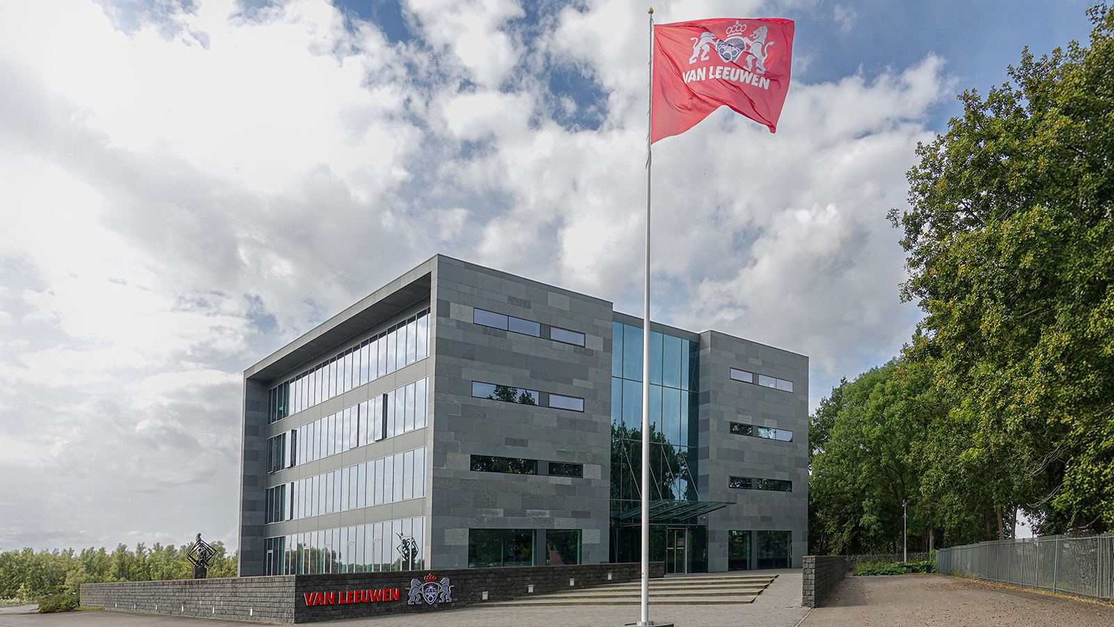 Koninklijke Van Leeuwen vacancies